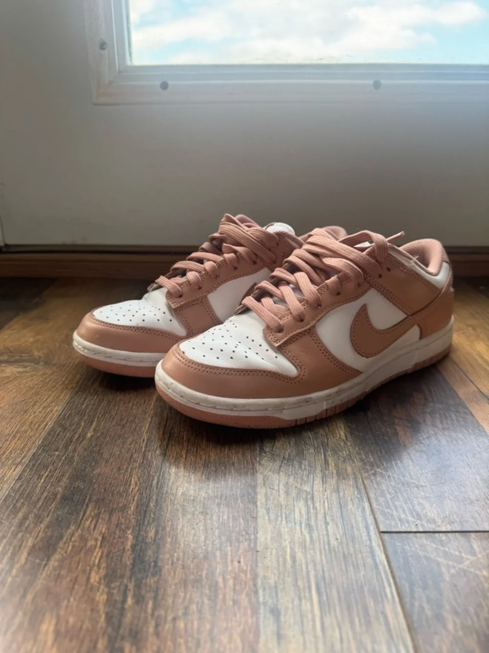 Nike Women’s Low-Top Sneakers in Dusty Rose and White - Picture 2 of 2